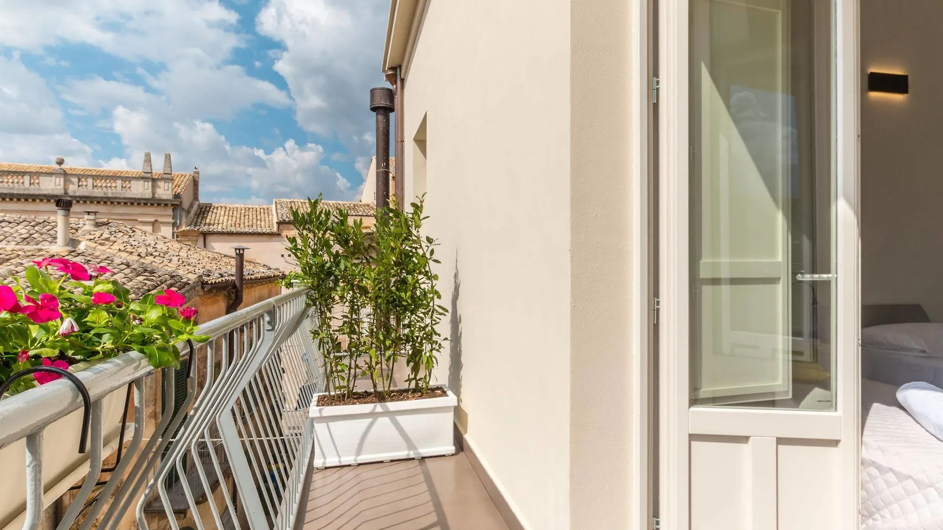 **  Terrazza Dei Sogni Bed & Breakfast Ragusa Italy